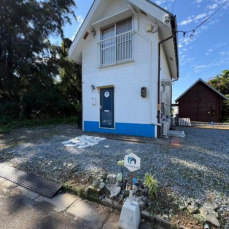 Cottage Blue Onna Exteriör bild
